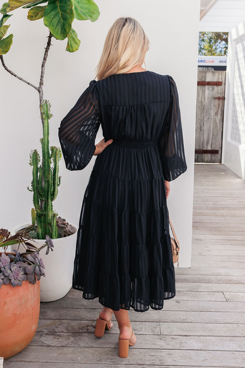 The Mireya Dress - Black