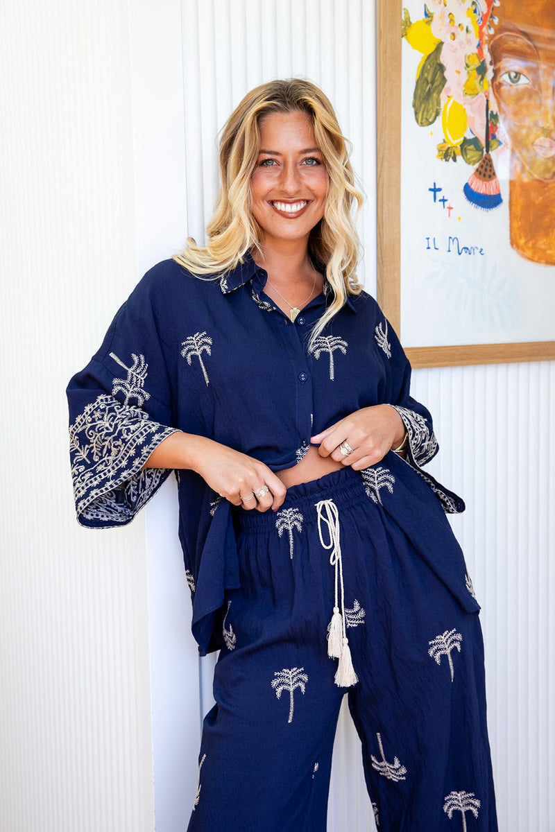 The Ireena Shirt - Blue Palm Majesta