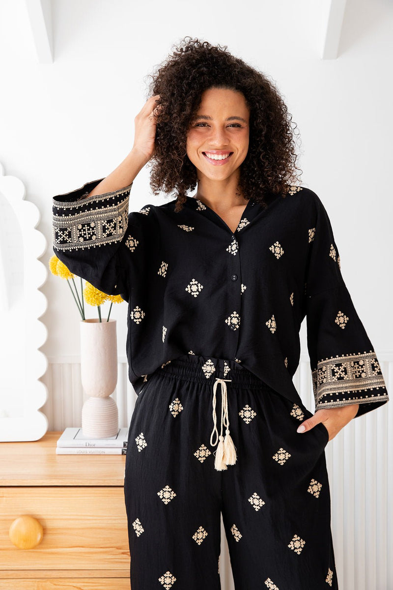 The Ireena Shirt - Dark Majesta