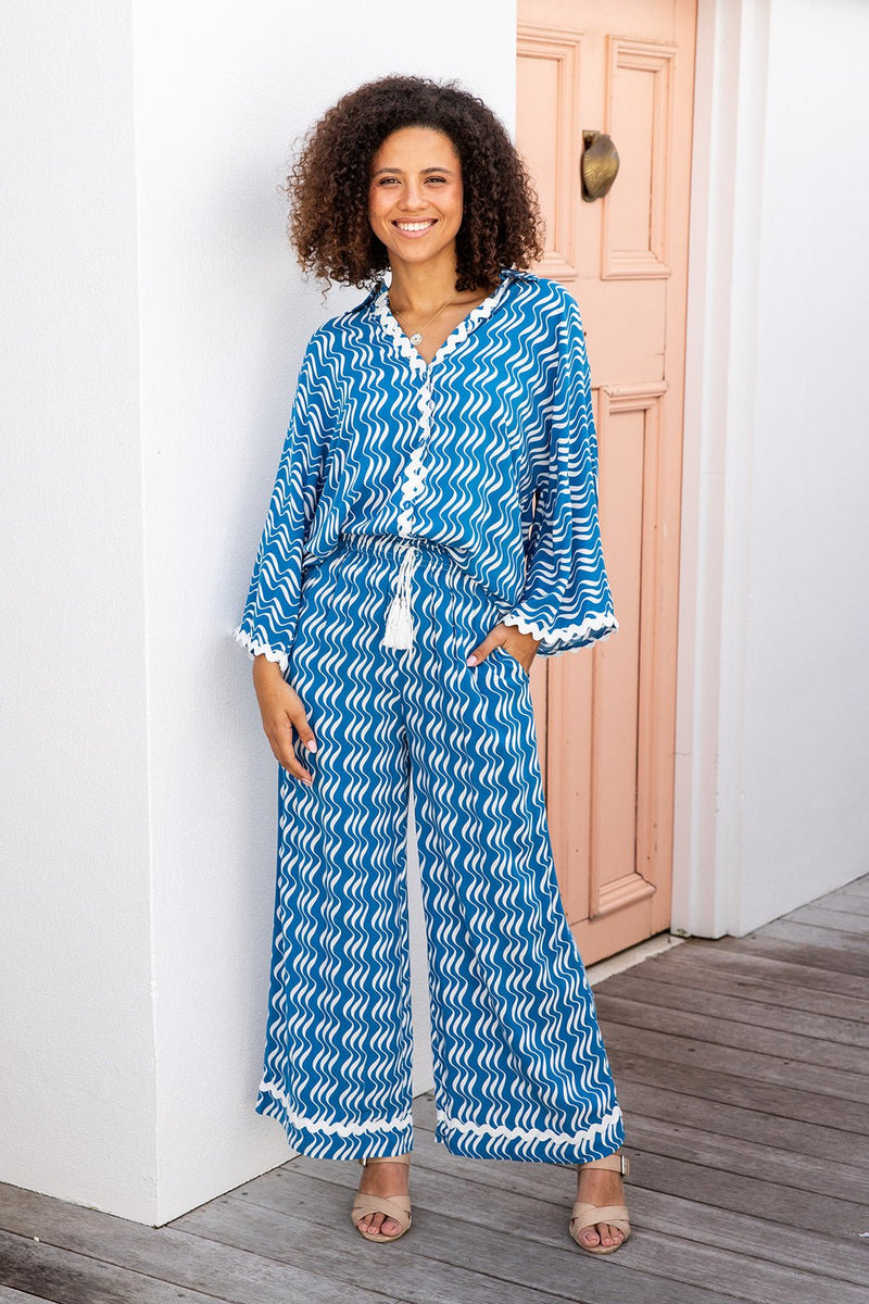 The Ireena Shirt - Rippled Blue