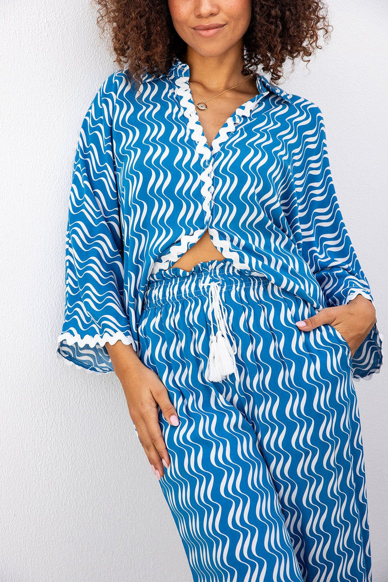 The Ireena Shirt - Rippled Blue