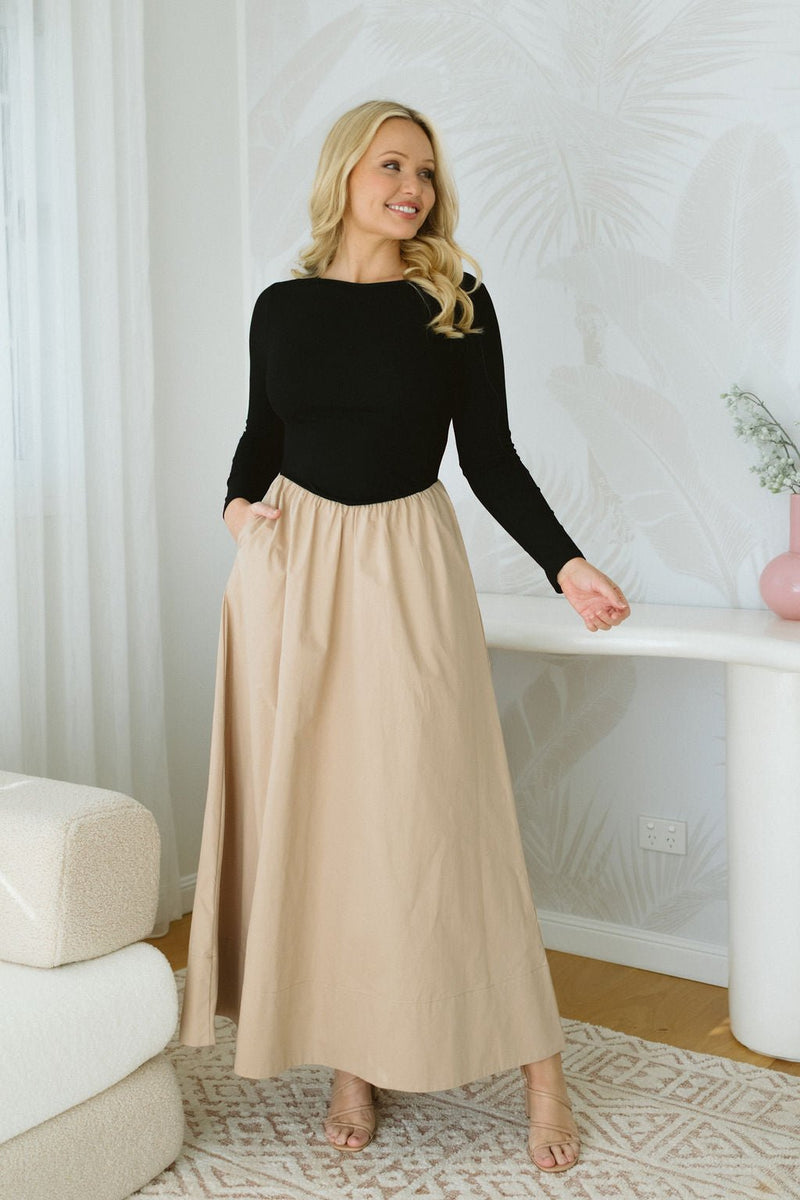 The Ivalo Dress - Charcoal Clay